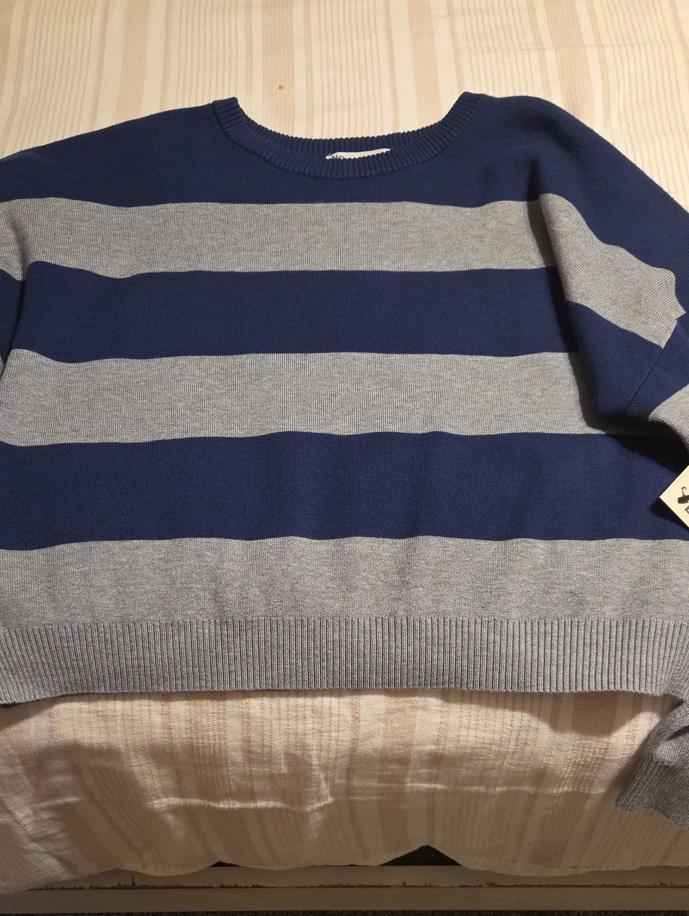 No Boundaries women's Navy & Gray Striped Crewneck Sweater